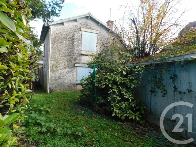 Afficher la photo en grand maison à vendre - 10 pièces - 215.0 m2 - CHEF BOUTONNE - 79 - POITOU-CHARENTES - Century 21 I.C.S. Immobilier