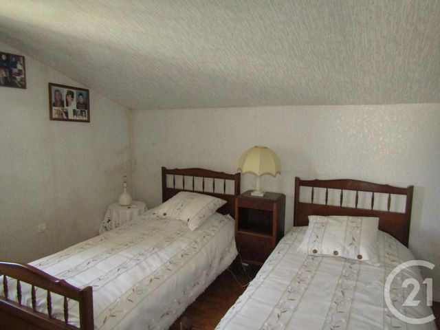 maison à vendre - 8 pièces - 206.0 m2 - TILLOU - 79 - POITOU-CHARENTES - Century 21 I.C.S. Immobilier maison à vendre - 8 pièces - 206.0 m2 - TILLOU - 79 - POITOU-CHARENTES - Century 21 I.C.S. Immobilier
