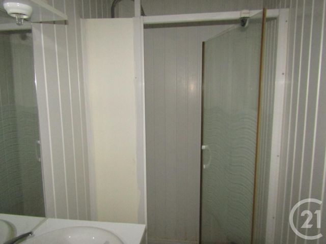Afficher la photo en grand Appartement à louer - 2 pièces - 43.0 m2 - CHEF BOUTONNE - 79 - POITOU-CHARENTES - Century 21 I.C.S. Immobilier
