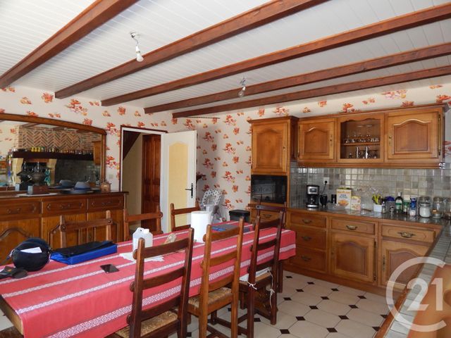 Afficher la photo en grand maison à vendre - 13 pièces - 333.19 m2 - CHEF BOUTONNE - 79 - POITOU-CHARENTES - Century 21 I.C.S. Immobilier