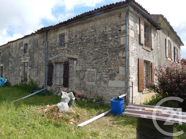 Afficher la photo en grand maison à vendre - 7 pièces - 245.0 m2 - PIOUSSAY - 79 - POITOU-CHARENTES - Century 21 I.C.S. Immobilier