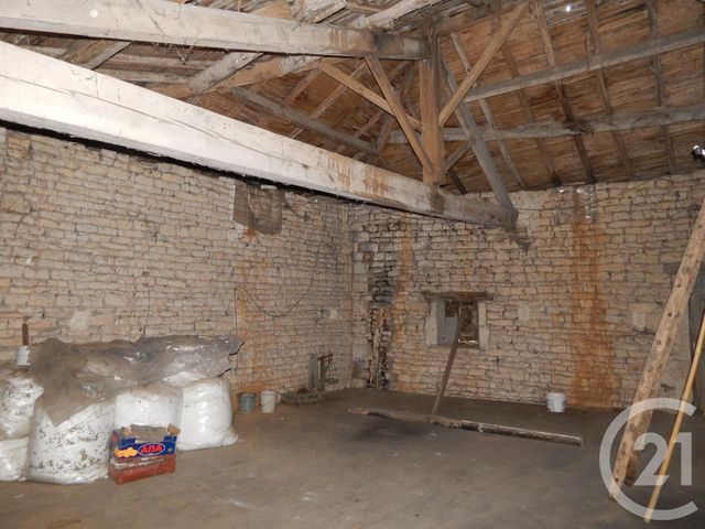 Afficher la photo en grand maison à vendre - 7 pièces - 245.0 m2 - PIOUSSAY - 79 - POITOU-CHARENTES - Century 21 I.C.S. Immobilier