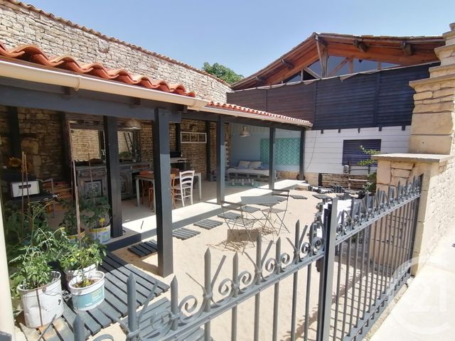 maison à vendre - 1 pièce - 201.09 m2 - PIOUSSAY - 79 - POITOU-CHARENTES - Century 21 I.C.S. Immobilier