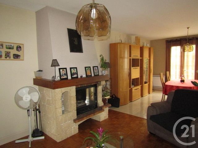 maison à vendre - 5 pièces - 132.0 m2 - CHEF BOUTONNE - 79 - POITOU-CHARENTES - Century 21 I.C.S. Immobilier