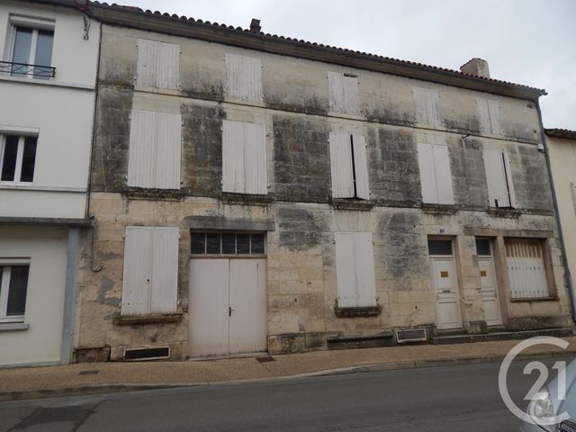 maison à vendre - 8 pièces - 195.0 m2 - CHEF BOUTONNE - 79 - POITOU-CHARENTES - Century 21 I.C.S. Immobilier