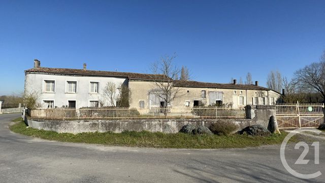 maison à vendre - 9 pièces - 225.75 m2 - PAIZAY NAUDOUIN EMBOURIE - 16 - POITOU-CHARENTES - Century 21 I.C.S. Immobilier