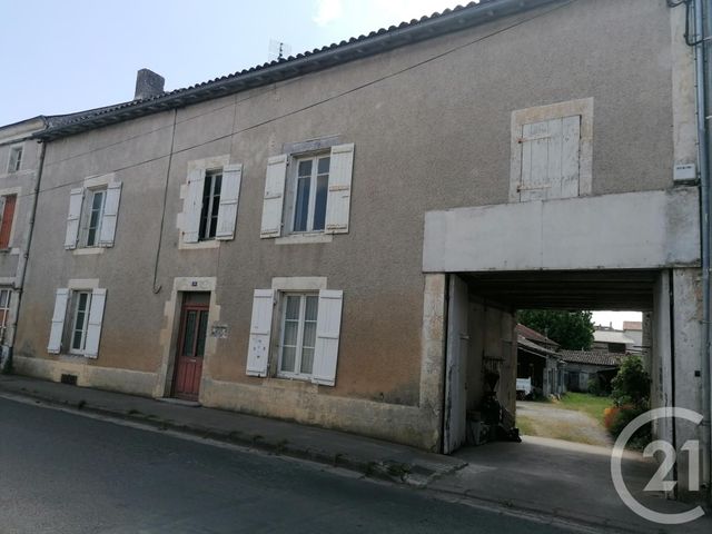 maison à vendre - 7 pièces - 178.0 m2 - CHEF BOUTONNE - 79 - POITOU-CHARENTES - Century 21 I.C.S. Immobilier