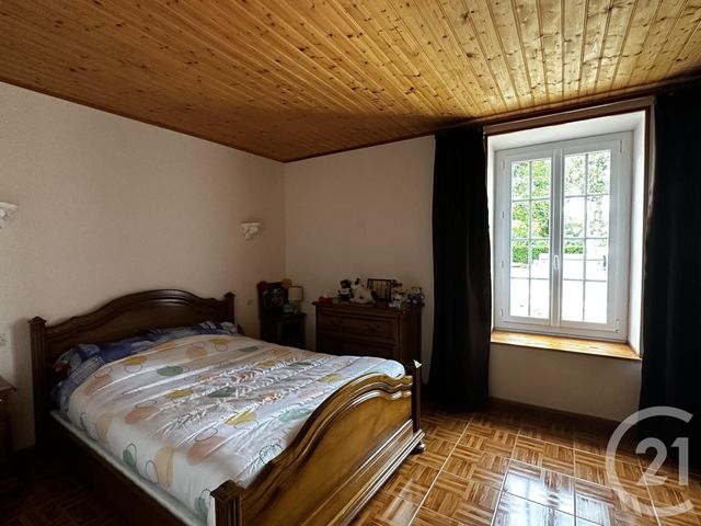 maison à vendre - 6 pièces - 208.82 m2 - ROMAZIERES - 17 - POITOU-CHARENTES - Century 21 I.C.S. Immobilier