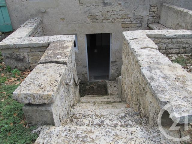 Afficher la photo en grand maison à vendre - 4 pièces - 195.22 m2 - ALLOINAY - 79 - POITOU-CHARENTES - Century 21 I.C.S. Immobilier