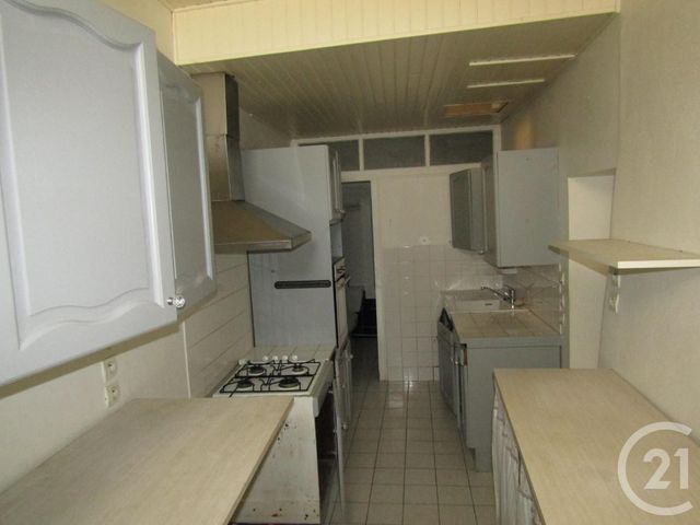 maison à vendre - 3 pièces - 105.0 m2 - FONTENILLE ST MARTIN ENTRAIGUES - 79 - POITOU-CHARENTES - Century 21 I.C.S. Immobilier