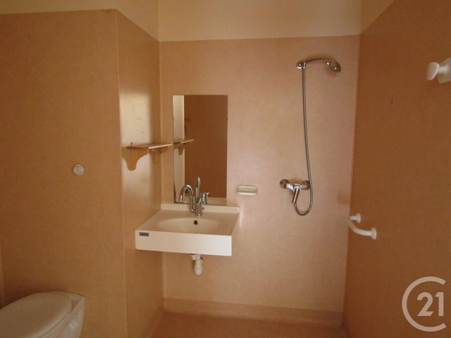 Afficher la photo en grand Appartement Studio à louer - 1 pièce - 23.0 m2 - MELLE - 79 - POITOU-CHARENTES - Century 21 I.C.S. Immobilier