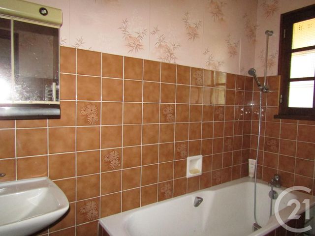 Afficher la photo en grand maison à vendre - 4 pièces - 80.26 m2 - ST GENARD - 79 - POITOU-CHARENTES - Century 21 I.C.S. Immobilier