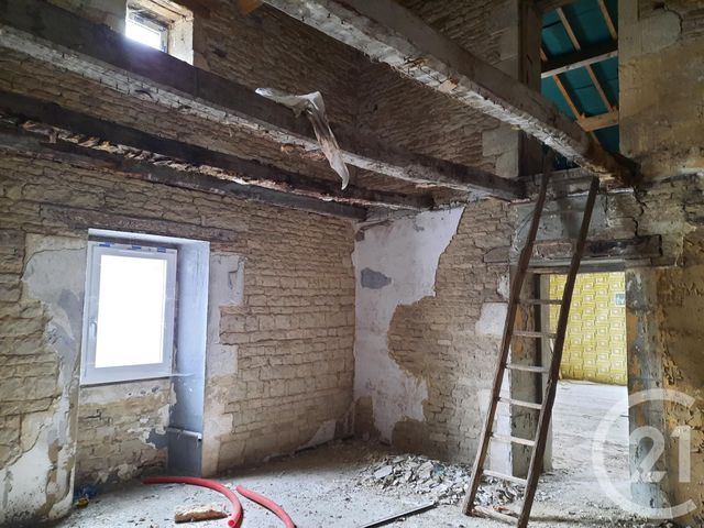 maison à vendre - 2 pièces - 217.43 m2 - PAIZAY NAUDOUIN EMBOURIE - 16 - POITOU-CHARENTES - Century 21 I.C.S. Immobilier