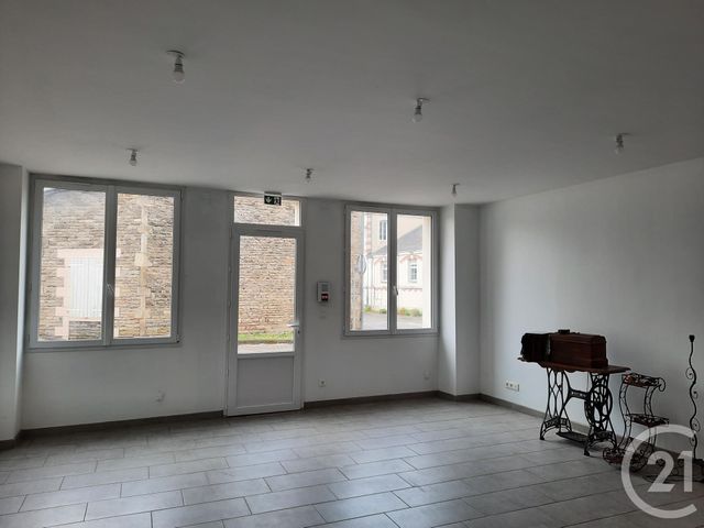 maison à vendre - 2 pièces - 217.43 m2 - PAIZAY NAUDOUIN EMBOURIE - 16 - POITOU-CHARENTES - Century 21 I.C.S. Immobilier