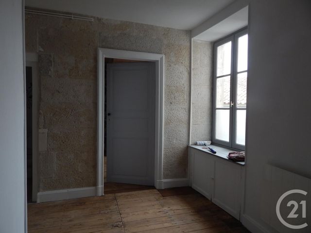 Afficher la photo en grand maison à vendre - 7 pièces - 161.0 m2 - CHEF BOUTONNE - 79 - POITOU-CHARENTES - Century 21 I.C.S. Immobilier