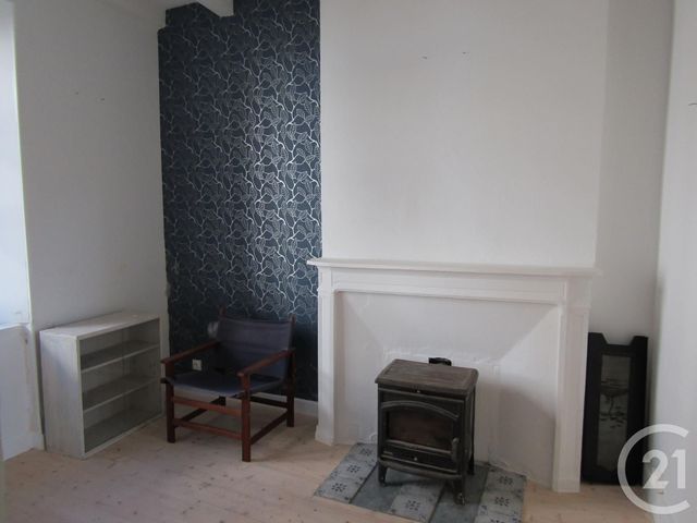 Afficher la photo en grand maison à vendre - 7 pièces - 161.0 m2 - CHEF BOUTONNE - 79 - POITOU-CHARENTES - Century 21 I.C.S. Immobilier