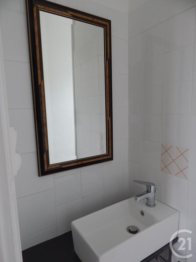 Afficher la photo en grand maison à vendre - 7 pièces - 161.0 m2 - CHEF BOUTONNE - 79 - POITOU-CHARENTES - Century 21 I.C.S. Immobilier