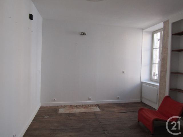 Afficher la photo en grand maison à vendre - 7 pièces - 161.0 m2 - CHEF BOUTONNE - 79 - POITOU-CHARENTES - Century 21 I.C.S. Immobilier