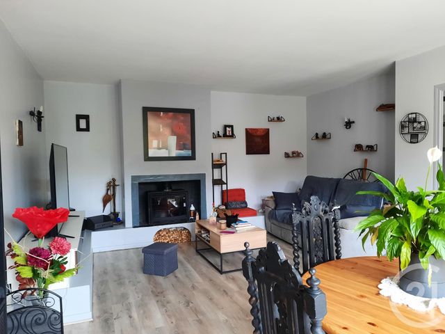 maison à vendre - 6 pièces - 109.2 m2 - CHEF BOUTONNE - 79 - POITOU-CHARENTES - Century 21 I.C.S. Immobilier