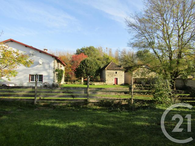 maison à vendre - 12 pièces - 215.0 m2 - CHERIGNE - 79 - POITOU-CHARENTES - Century 21 I.C.S. Immobilier
