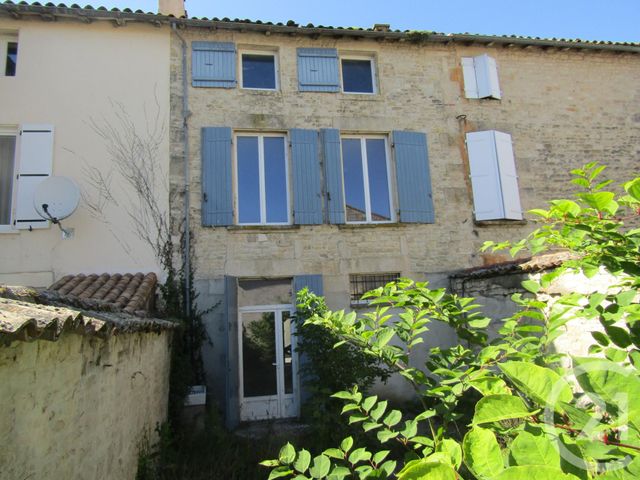 maison à vendre - 5 pièces - 120.0 m2 - CHEF BOUTONNE - 79 - POITOU-CHARENTES - Century 21 I.C.S. Immobilier