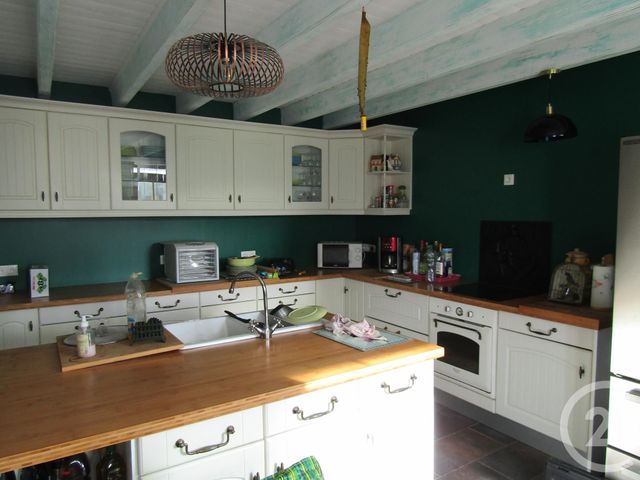 Afficher la photo en grand maison à vendre - 6 pièces - 199.0 m2 - TILLOU - 79 - POITOU-CHARENTES - Century 21 I.C.S. Immobilier