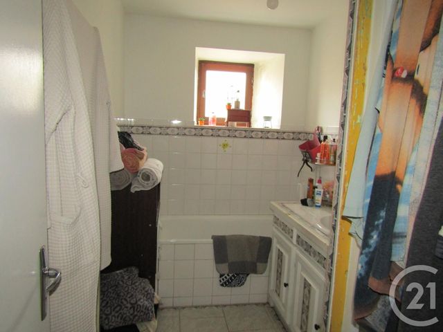 Afficher la photo en grand maison à vendre - 5 pièces - 108.0 m2 - PIOUSSAY - 79 - POITOU-CHARENTES - Century 21 I.C.S. Immobilier