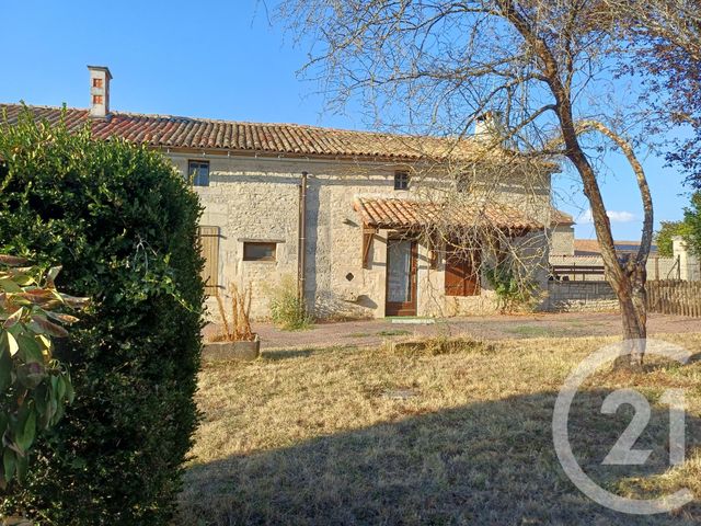 maison à vendre - 5 pièces - 108.0 m2 - PIOUSSAY - 79 - POITOU-CHARENTES - Century 21 I.C.S. Immobilier
