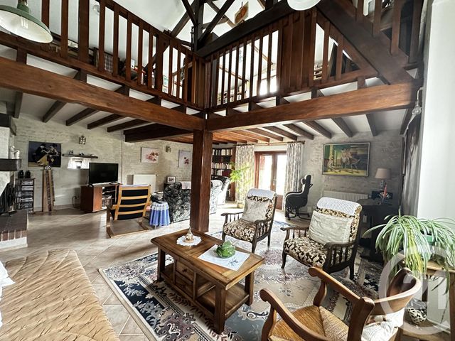 maison à vendre - 7 pièces - 238.51 m2 - LOUBILLE - 79 - POITOU-CHARENTES - Century 21 I.C.S. Immobilier