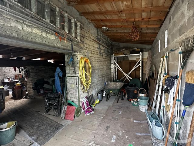 maison à vendre - 7 pièces - 238.51 m2 - LOUBILLE - 79 - POITOU-CHARENTES - Century 21 I.C.S. Immobilier