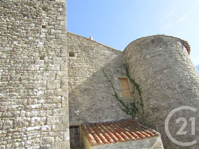 maison à vendre - 11 pièces - 307.0 m2 - PAIZAY NAUDOUIN EMBOURIE - 16 - POITOU-CHARENTES - Century 21 I.C.S. Immobilier