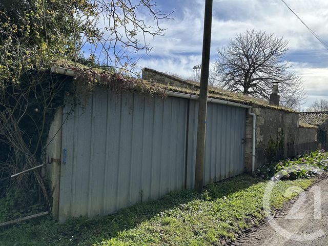 maison à vendre - 4 pièces - 151.13 m2 - FONTENILLE ST MARTIN ENTRAIGUES - 79 - POITOU-CHARENTES - Century 21 I.C.S. Immobilier