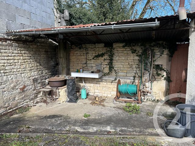 maison à vendre - 4 pièces - 151.13 m2 - FONTENILLE ST MARTIN ENTRAIGUES - 79 - POITOU-CHARENTES - Century 21 I.C.S. Immobilier