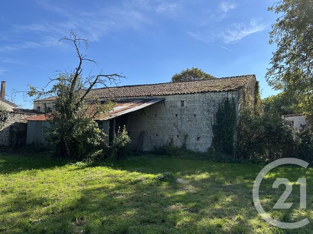 maison à vendre - 4 pièces - 151.13 m2 - FONTENILLE ST MARTIN ENTRAIGUES - 79 - POITOU-CHARENTES - Century 21 I.C.S. Immobilier