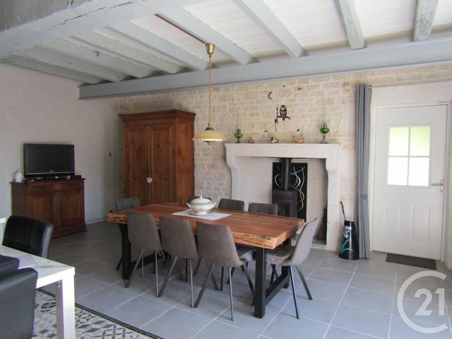 maison à vendre - 6 pièces - 240.0 m2 - LUCHE SUR BRIOUX - 79 - POITOU-CHARENTES - Century 21 I.C.S. Immobilier