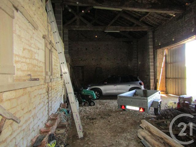 maison à vendre - 6 pièces - 240.0 m2 - LUCHE SUR BRIOUX - 79 - POITOU-CHARENTES - Century 21 I.C.S. Immobilier