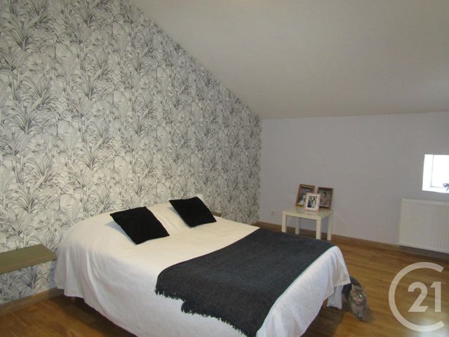 maison à vendre - 6 pièces - 240.0 m2 - LUCHE SUR BRIOUX - 79 - POITOU-CHARENTES - Century 21 I.C.S. Immobilier