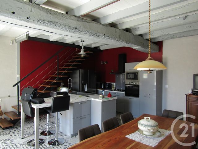 maison à vendre - 6 pièces - 240.0 m2 - LUCHE SUR BRIOUX - 79 - POITOU-CHARENTES - Century 21 I.C.S. Immobilier