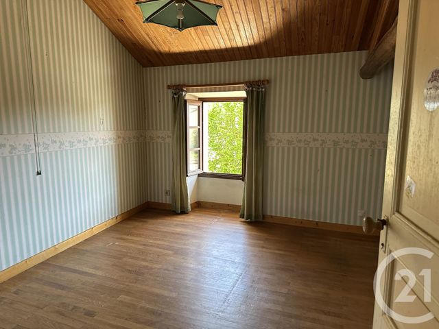 maison à vendre - 8 pièces - 205.7 m2 - SAUZE VAUSSAIS - 79 - POITOU-CHARENTES - Century 21 I.C.S. Immobilier