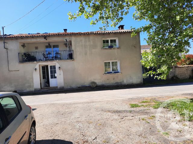 maison à vendre - 7 pièces - 175.98 m2 - FONTENILLE ST MARTIN ENTRAIGUES - 79 - POITOU-CHARENTES - Century 21 I.C.S. Immobilier