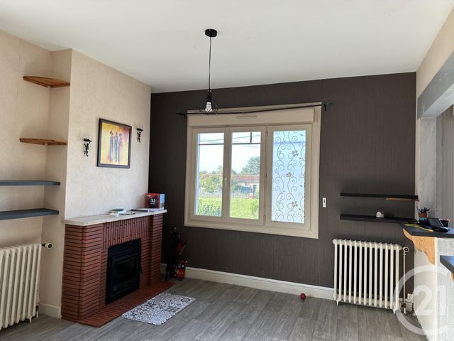 maison à vendre - 6 pièces - 107.07 m2 - CHEF BOUTONNE - 79 - POITOU-CHARENTES - Century 21 I.C.S. Immobilier