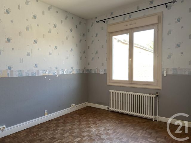 maison à vendre - 6 pièces - 107.07 m2 - CHEF BOUTONNE - 79 - POITOU-CHARENTES - Century 21 I.C.S. Immobilier