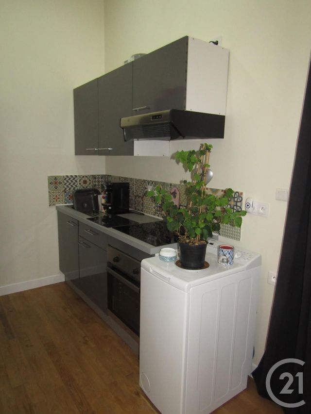 maison à vendre - 8 pièces - 264.0 m2 - ST COUTANT - 79 - POITOU-CHARENTES - Century 21 I.C.S. Immobilier