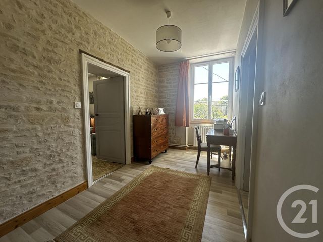 Afficher la photo en grand maison à vendre - 4 pièces - 162.51 m2 - LOUBILLE - 79 - POITOU-CHARENTES - Century 21 I.C.S. Immobilier