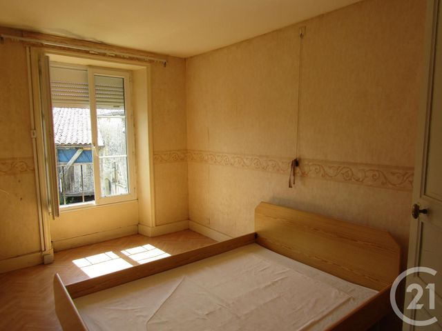 maison à vendre - 7 pièces - 134.0 m2 - CHEF BOUTONNE - 79 - POITOU-CHARENTES - Century 21 I.C.S. Immobilier