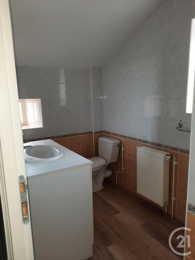 maison à vendre - 5 pièces - 103.53 m2 - CHEF BOUTONNE - 79 - POITOU-CHARENTES - Century 21 I.C.S. Immobilier