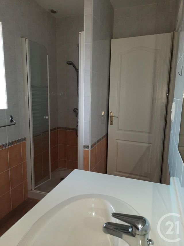 maison à vendre - 5 pièces - 103.53 m2 - CHEF BOUTONNE - 79 - POITOU-CHARENTES - Century 21 I.C.S. Immobilier