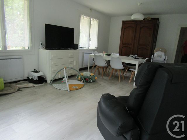 maison à vendre - 8 pièces - 204.06 m2 - BRIOUX SUR BOUTONNE - 79 - POITOU-CHARENTES - Century 21 I.C.S. Immobilier