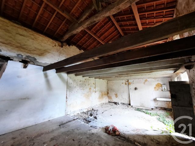 maison à vendre - 2 pièces - 92.0 m2 - LA MAGDELEINE - 16 - POITOU-CHARENTES - Century 21 I.C.S. Immobilier