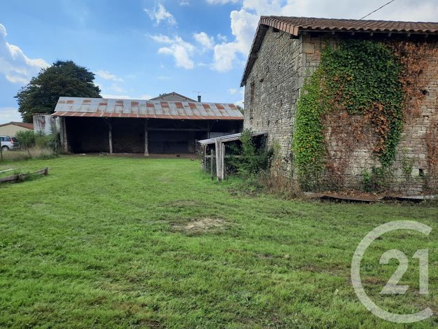 maison à vendre - 2 pièces - 92.0 m2 - LA MAGDELEINE - 16 - POITOU-CHARENTES - Century 21 I.C.S. Immobilier
